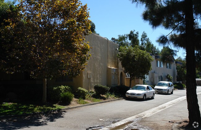 Building Photo - Villas At Casa De Oro Apartments