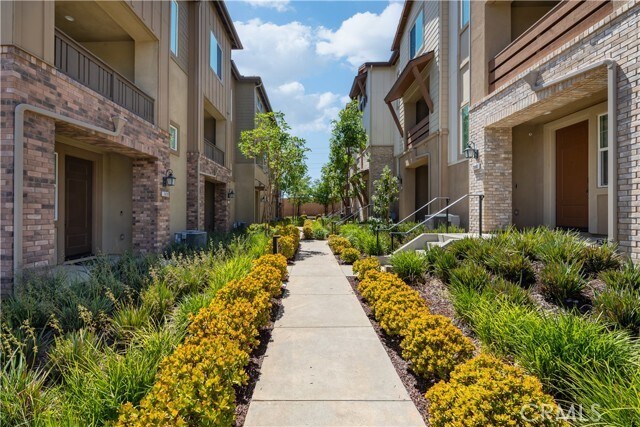 Foto del edificio - 7412 Solstice Pl