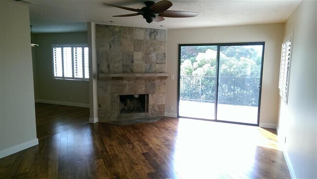 Building Photo - 3131 Avenida Olmeda