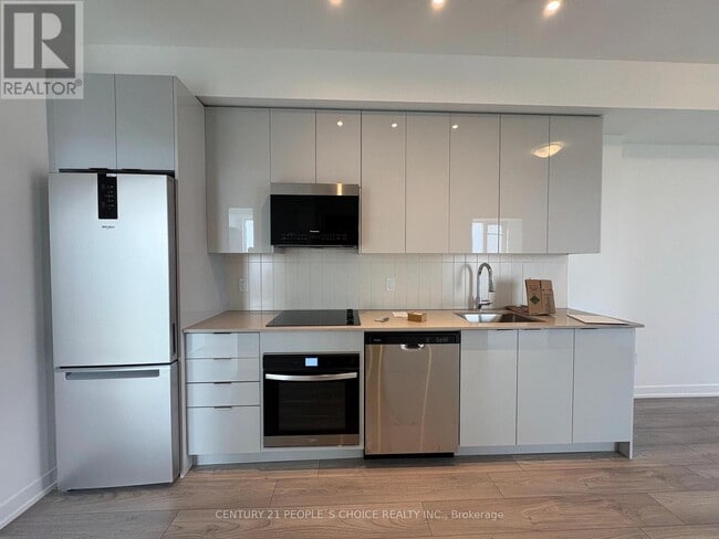 Photo du bâtiment - 474-2474 Caldari Rd
