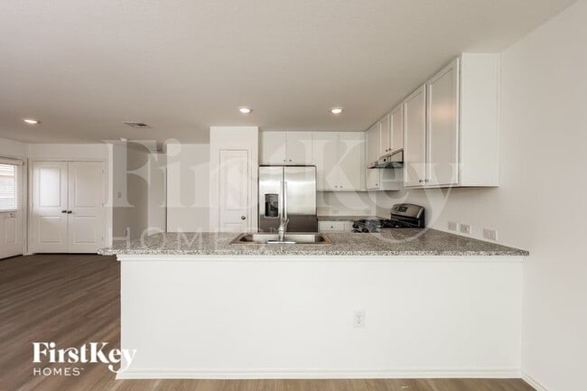 Building Photo - 7383 Cultivator Way