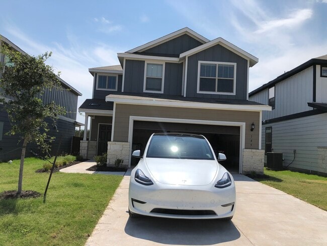 Front View - 145 Prairie Falcon Way