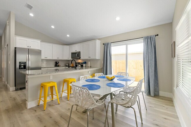 Foto del edificio - 1004 Josiah St