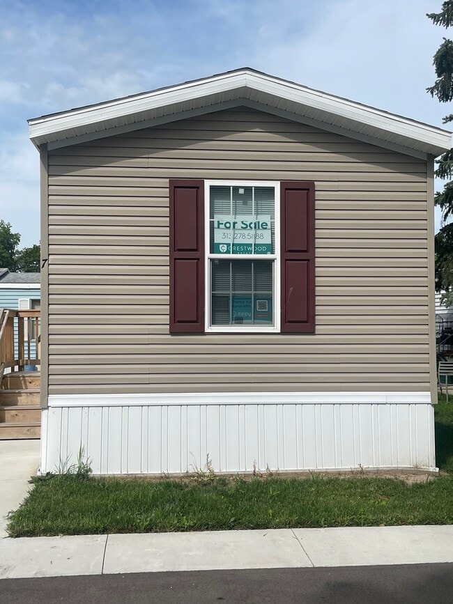 Building Photo - 7 First St. Unit 7