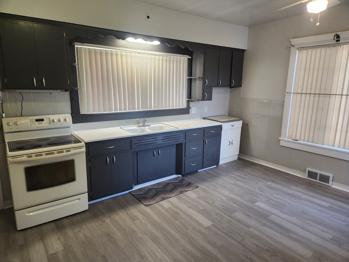 Foto principal - 245 Cherry St E