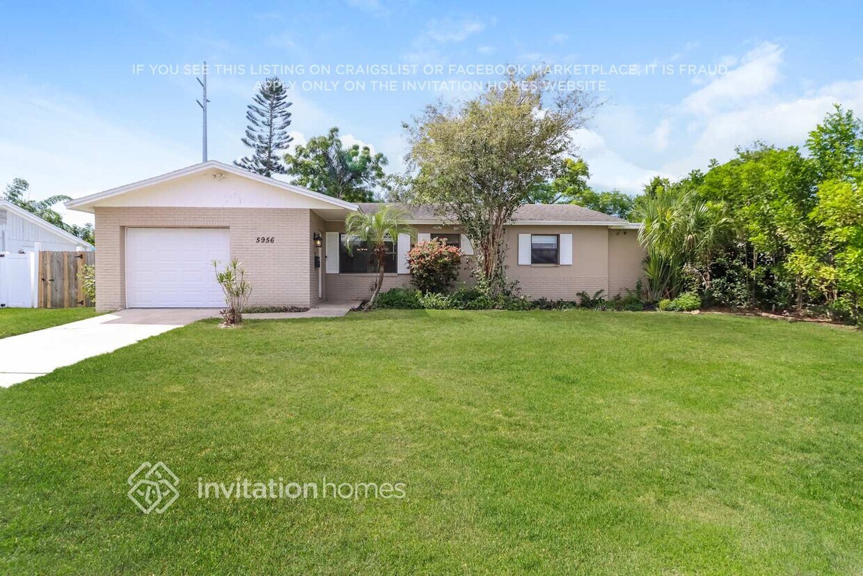 Foto principal - 5956 6th Ave S