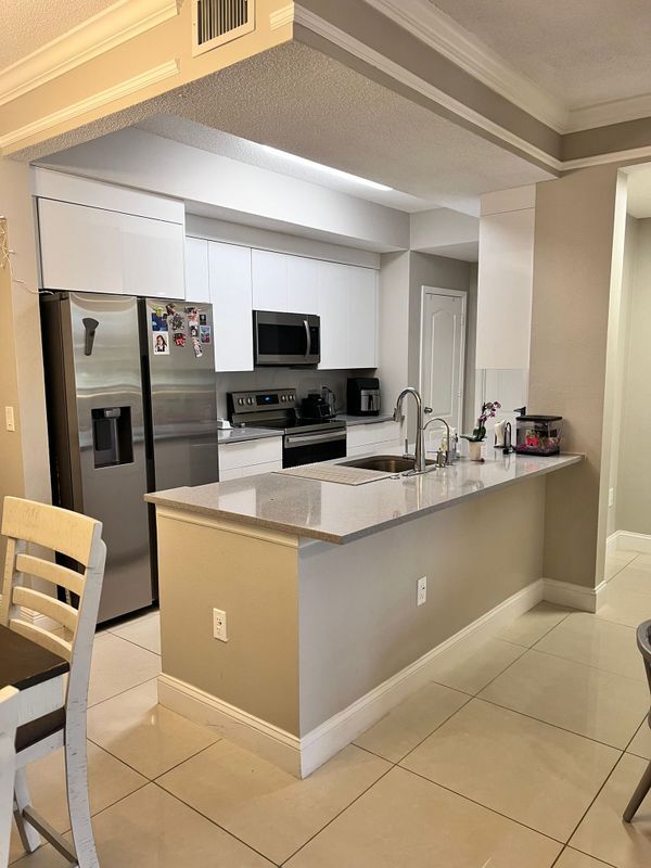 Foto del edificio - 12220 Wild Iris Way