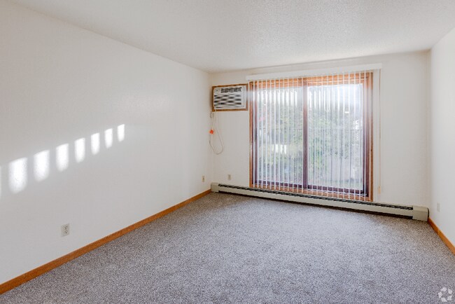 Building Photo - 2609 Goettens Way