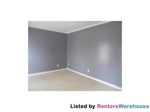 Building Photo - 1160 Windbrooke Dr