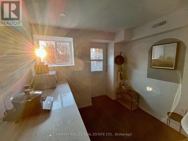 Photo du bâtiment - 26 Leyton Ave