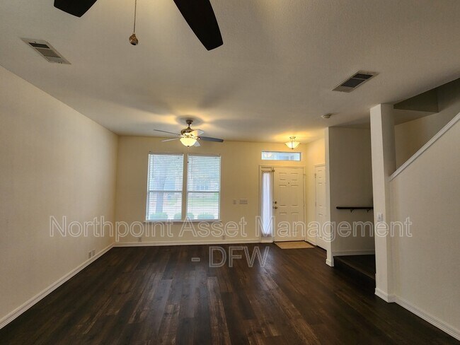 Building Photo - 10656 Traymore Dr
