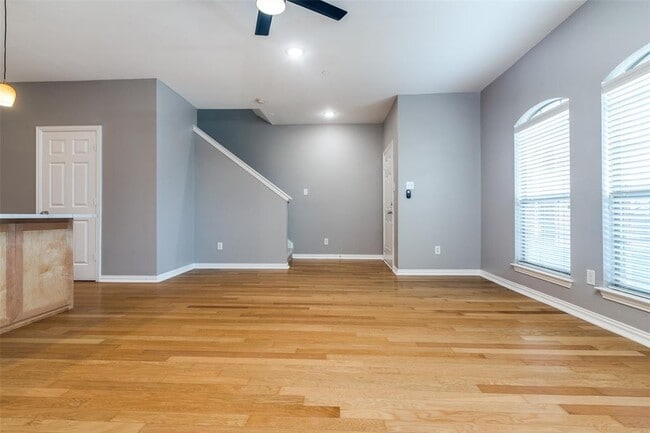 Foto del edificio - 575 S Virginia Hills Dr