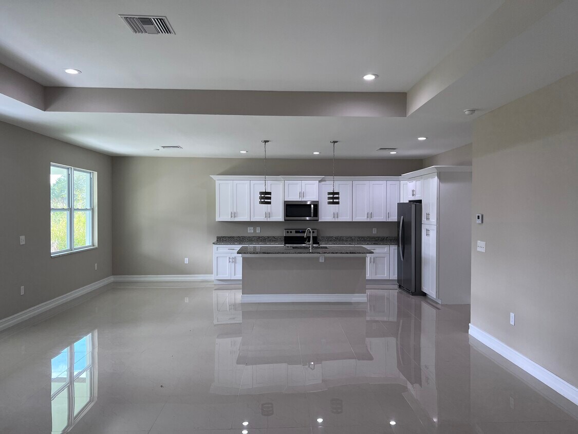 Foto principal - 335 4th Ave