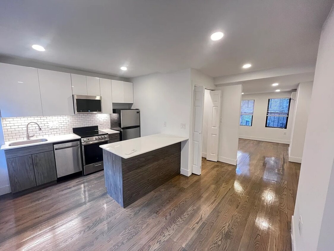 No Brokers Fee, No Security Deposit, In-Un... - No Brokers Fee, No Security Deposit, In-Un...