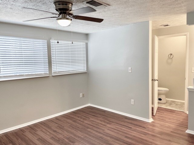 Building Photo - 1719 Cumberland Valley Dr SE