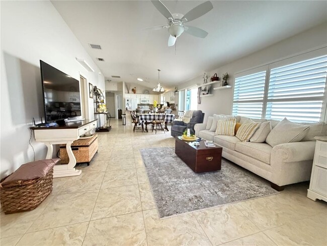 Foto del edificio - 1963 Ladyfish Ave