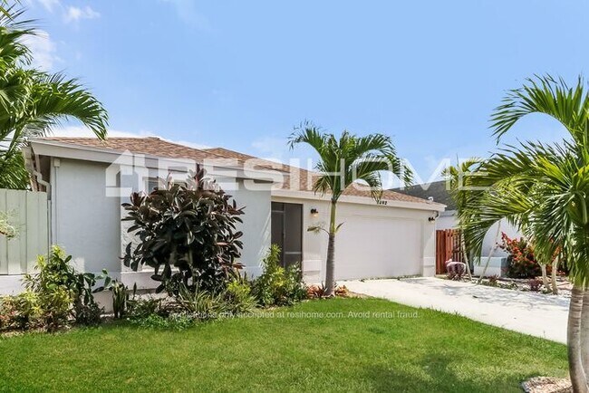 Foto del edificio - 1492 Waterway Cove Drive