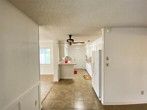 Building Photo - 2233 Ripple Creek Dr