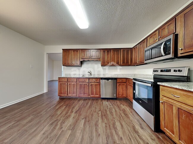 Foto del edificio - 1900 Roy Dr