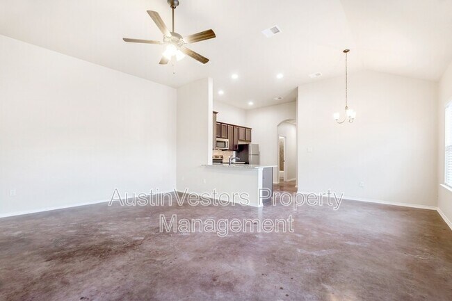 Foto del edificio - 118 Samuel Dr