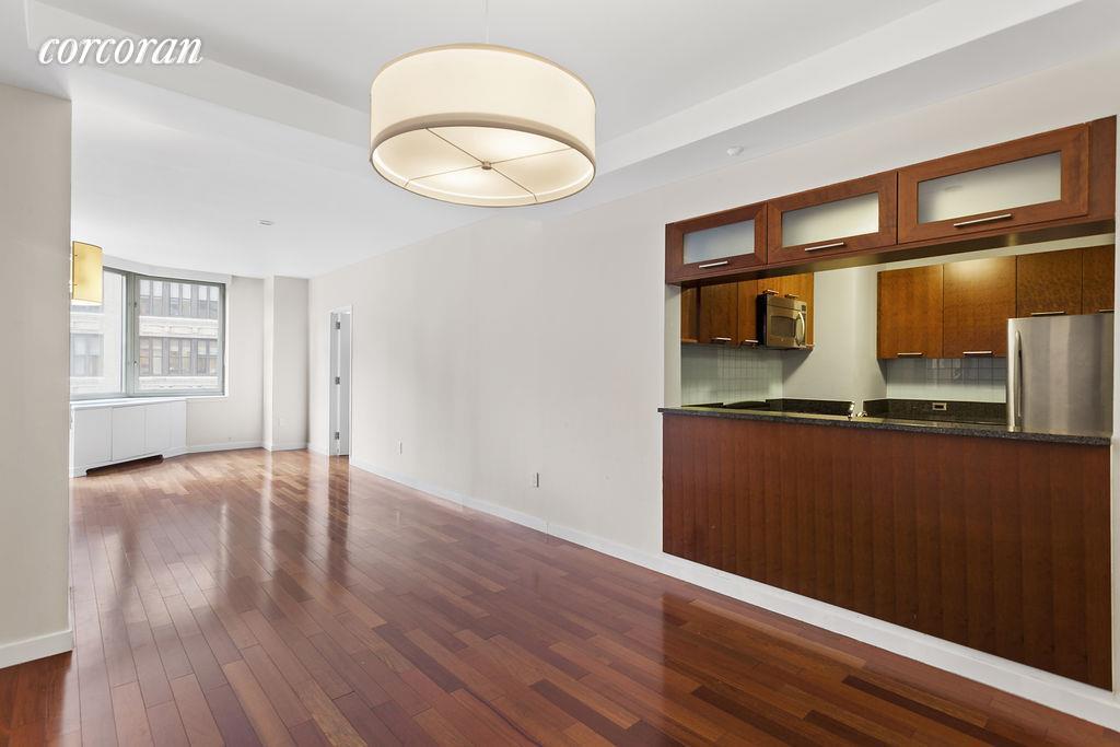 Primary Photo - 121 E 23rd St
