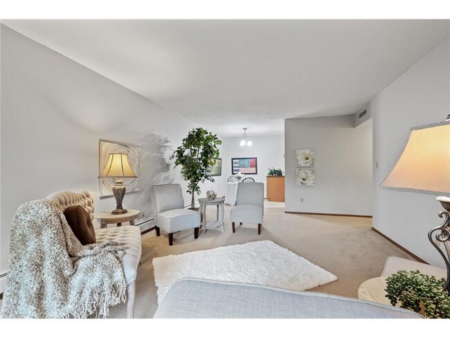 Foto del edificio - 2210 Midland Grove Rd