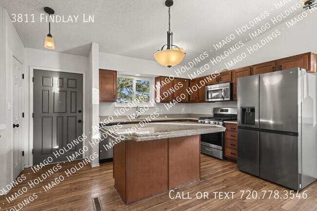 Foto del edificio - 3811 Findlay Ln