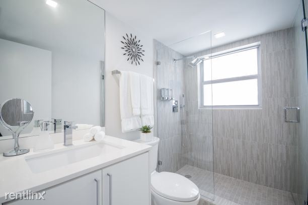 Foto del edificio - 4433 El Mar Dr