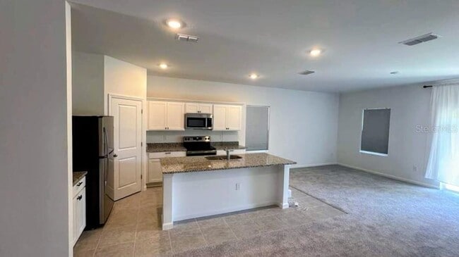 Building Photo - 2443 Grey Hawk Dr