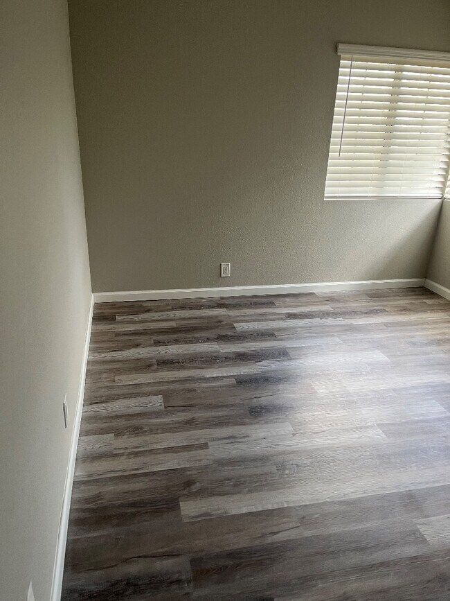 Foto del edificio - 30274 Nebula Ln