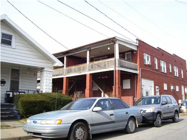 Building Photo - 869 Covert Ave