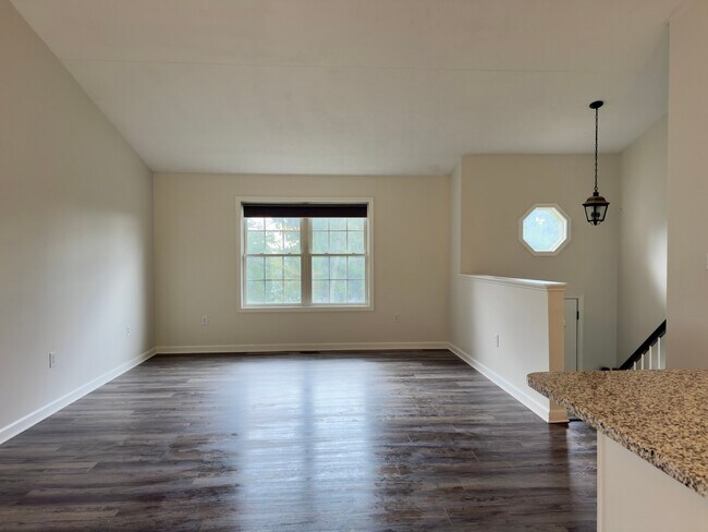 Foto del edificio - 104 Willow Trail