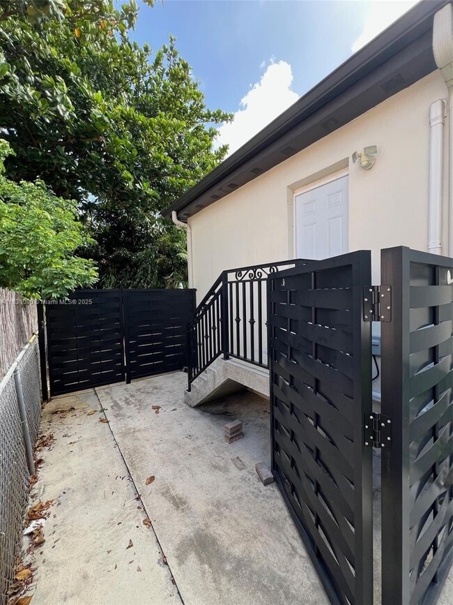 Foto del edificio - 7935 SW 17th Terrace