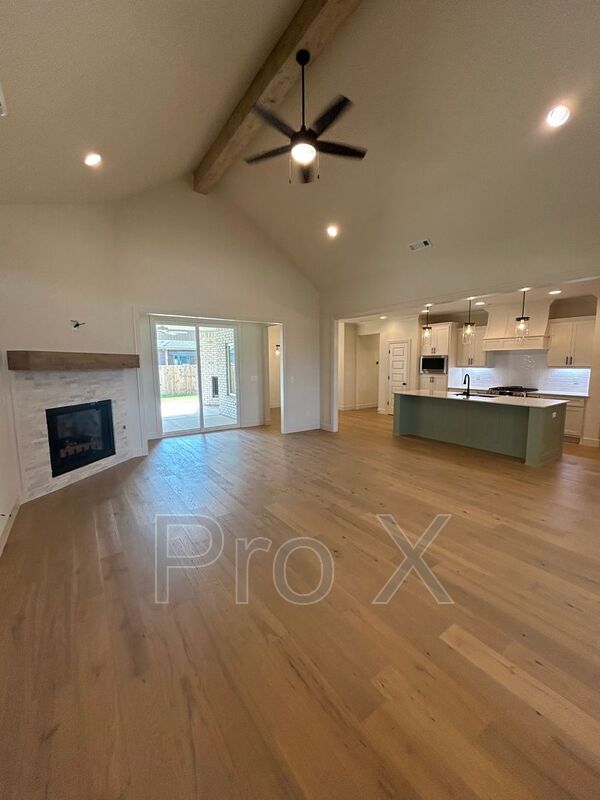 Foto del edificio - 2004 Charles St