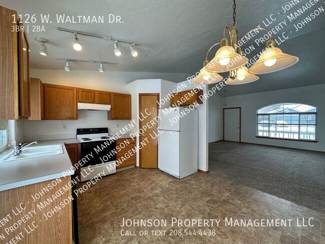 Foto del edificio - Spacious Meridian Home with Bonus Room, Ya...