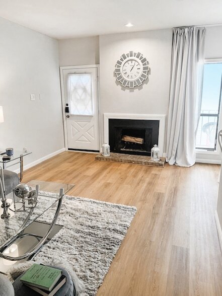 Foto del edificio - 5620 Live Oak St