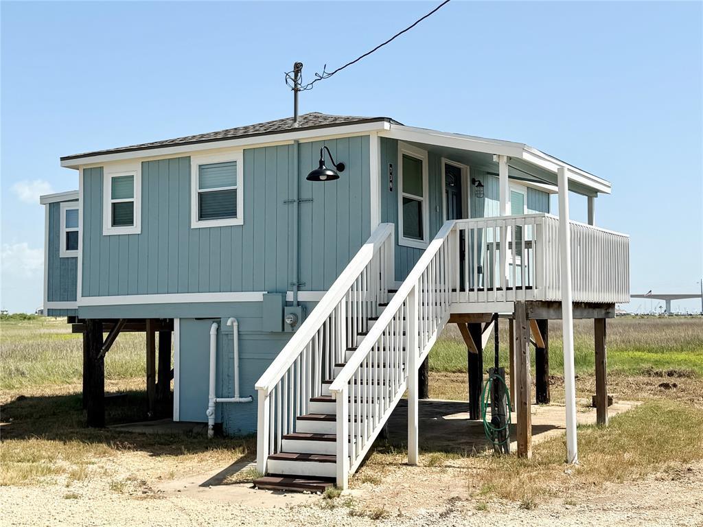 Foto principal - 738 Caisson St
