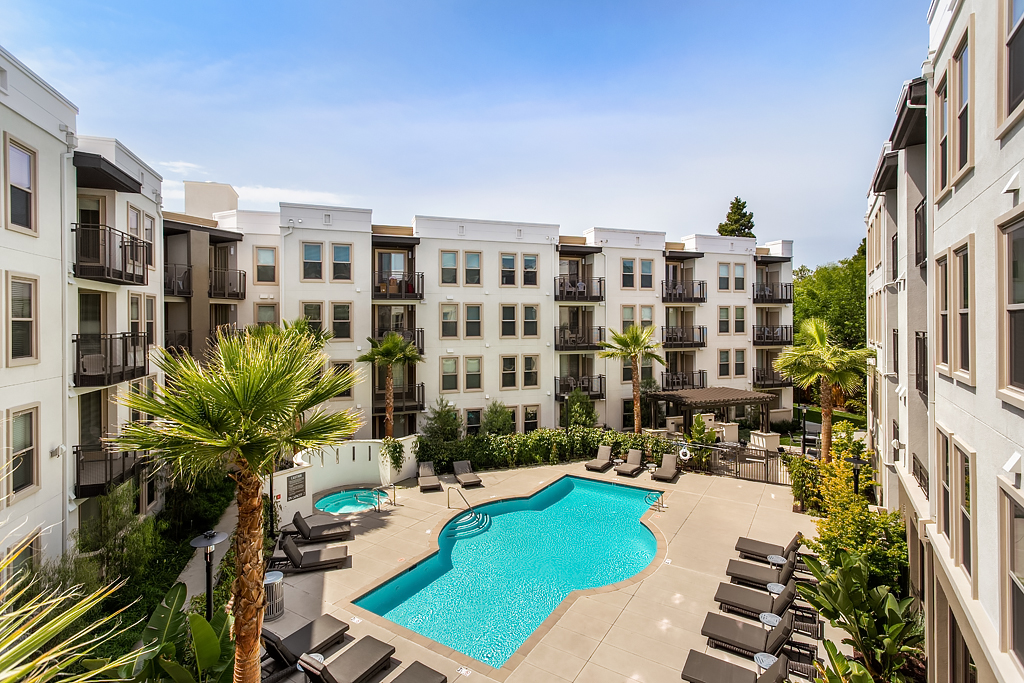 mResidences Redwood City