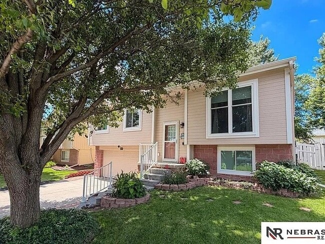 Building Photo - 5318 S 190th Terrace
