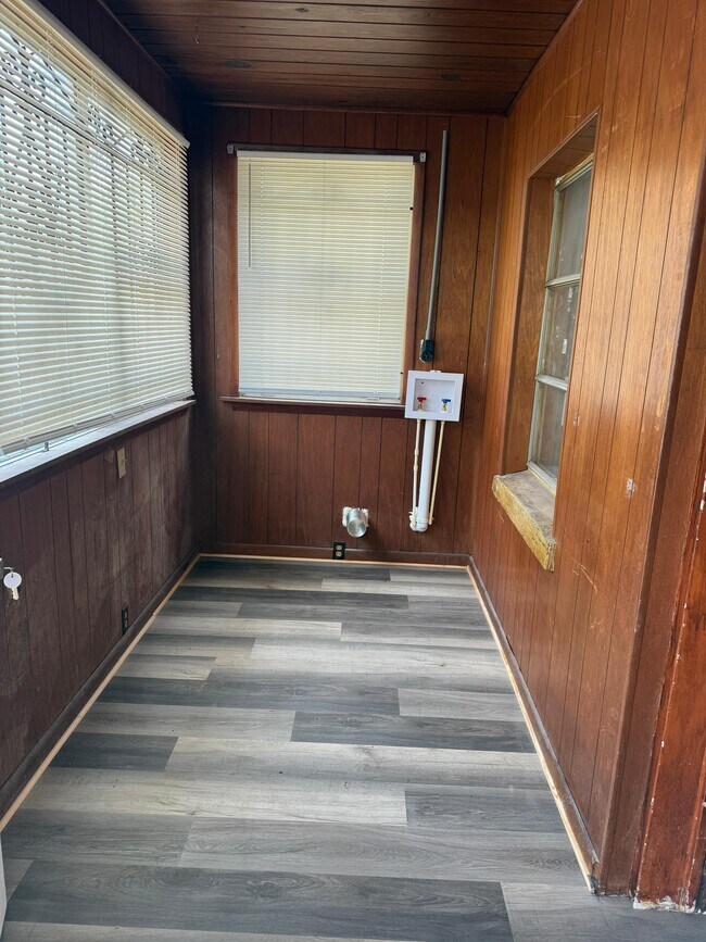 Foto del edificio - 1626 W 26th St