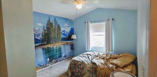 Building Photo - 16835 Le Clare Shores Dr