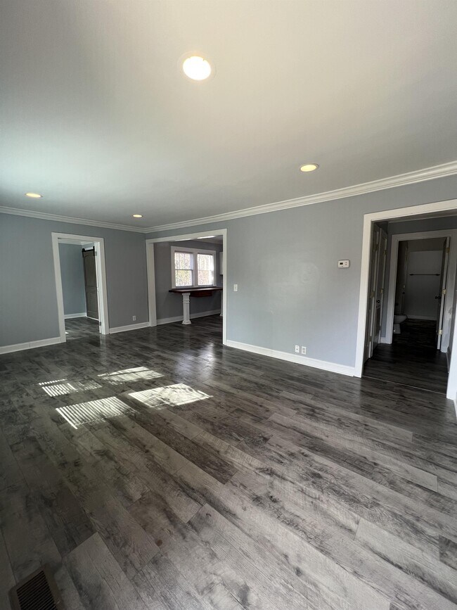 Foto del edificio - 722 Southern Pkwy