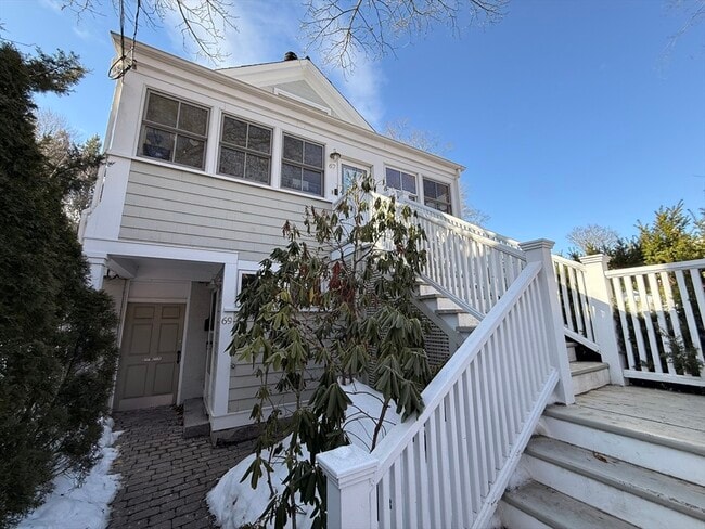 Foto del edificio - 69 Seaverns Ave