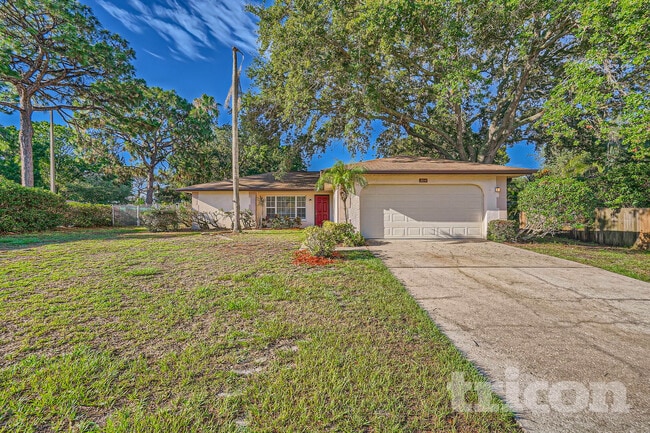 Building Photo - 2641 Gleneagles Dr