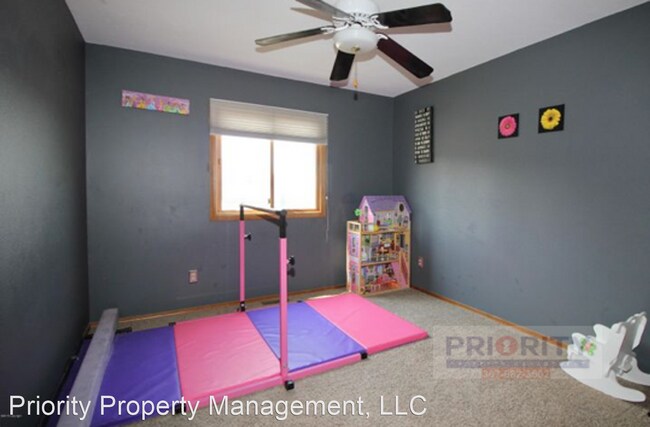 Building Photo - 4 br, 2 bath House - 2321 Gallery View Dr