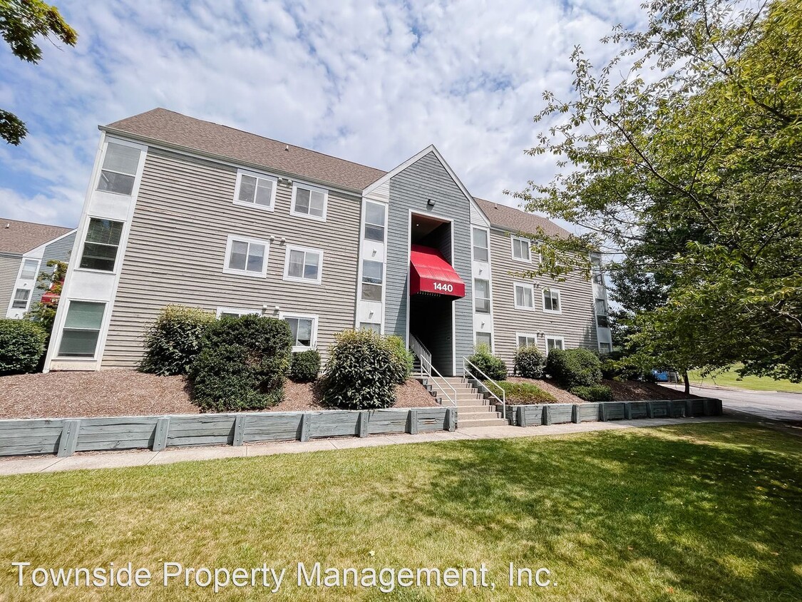 Primary Photo - 4 br, 2 bath House - 1440F Seneca Drive