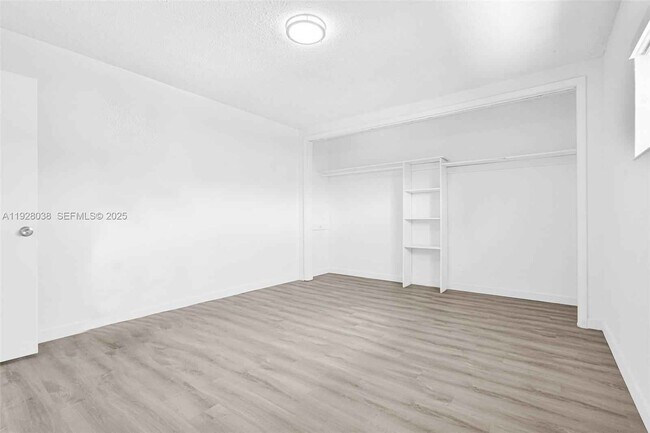 Building Photo - 13210 Memorial Hwy