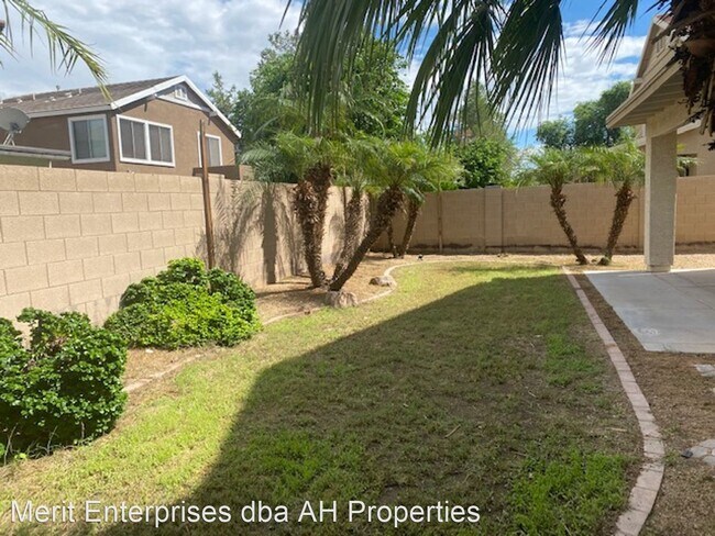 Foto del edificio - 3 br, 2.5 bath House - 1577 S HAWK CT