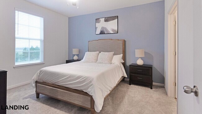 Foto del edificio - 599 Tapestry Lp