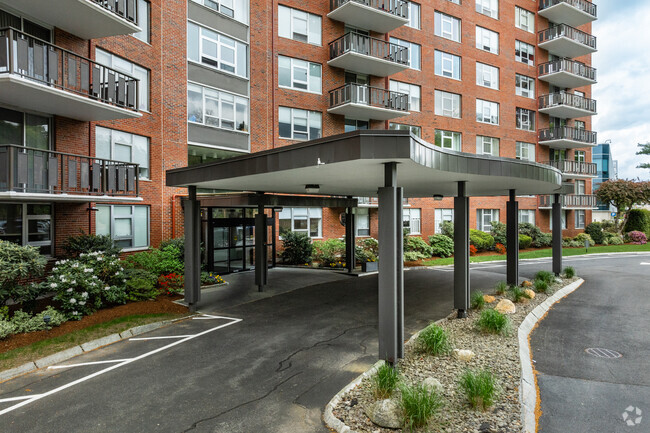 Entrance - Imperial Towers